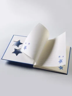 Estrella BabyalbumBlå - 28x30,5 cm (50 Vita sidor / 25 blad)