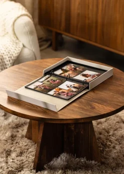 KAILA OH HAPPY DAY Creme - Coffee Table Photo Album (60 Svarta Sidor)