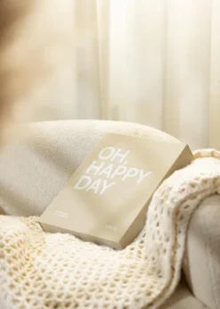 KAILA OH HAPPY DAY Grey - Coffee Table Photo Album (60 Svarta Sidor)