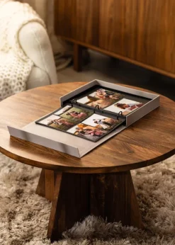 KAILA OH HAPPY DAY Grey - Coffee Table Photo Album (60 Svarta Sidor)