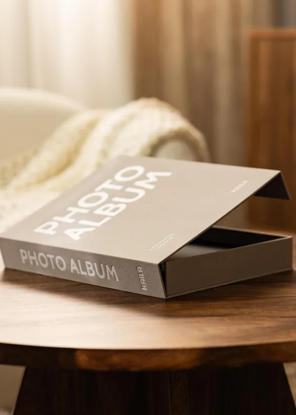 KAILA PHOTO ALBUM Grey - Coffee Table Photo Album (60 Svarta Sidor / 30 Blad)