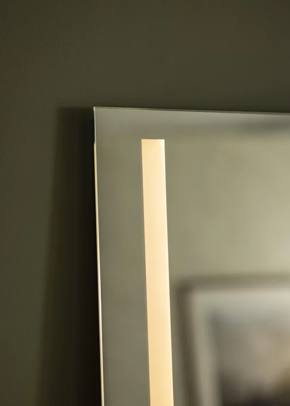 KAILA Spegel Stripes LED 91x109 cm