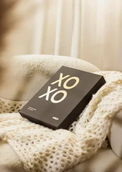KAILA XOXO Black - Coffee Table Photo Album (60 Svarta Sidor / 30 Blad)
