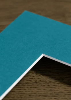 Passepartout Aqua Green (Vit kärna) 50x70 cm (41x58,4 - A2)