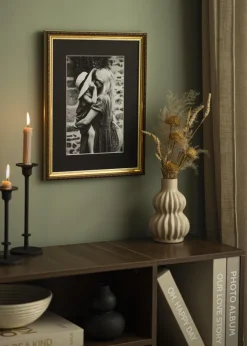 Passepartout Svart Standard (Vit Kärna) 25x25 cm (13x13)