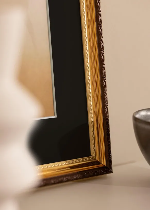 Ram Abisko Guld 40x50 cm - Passepartout Svart 29,7x42 cm (A3)