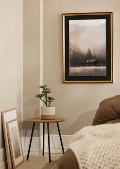 Ram Abisko Guld 40x50 cm - Passepartout Svart 29,7x42 cm (A3)