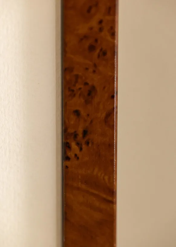 Ram Ares Valnöt 45x60 cm - Passepartout Vit 30x45 cm