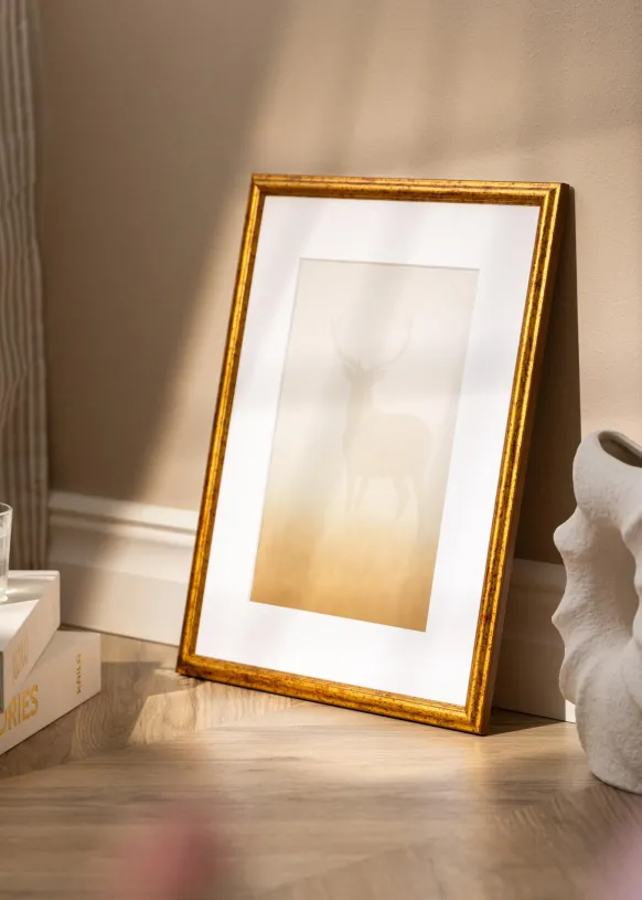 Ram Claudia Guld 30x40 cm - Passepartout Vit 21x29,7 cm