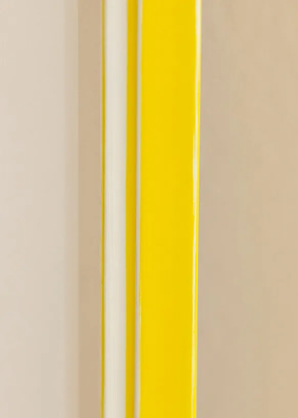 Ram Diana Gul 62x93 cm - Passepartout Vit 45x80 cm
