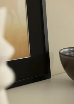 Ram Edsbyn Svart 28x35 cm - Passepartout Svart 20x25 cm