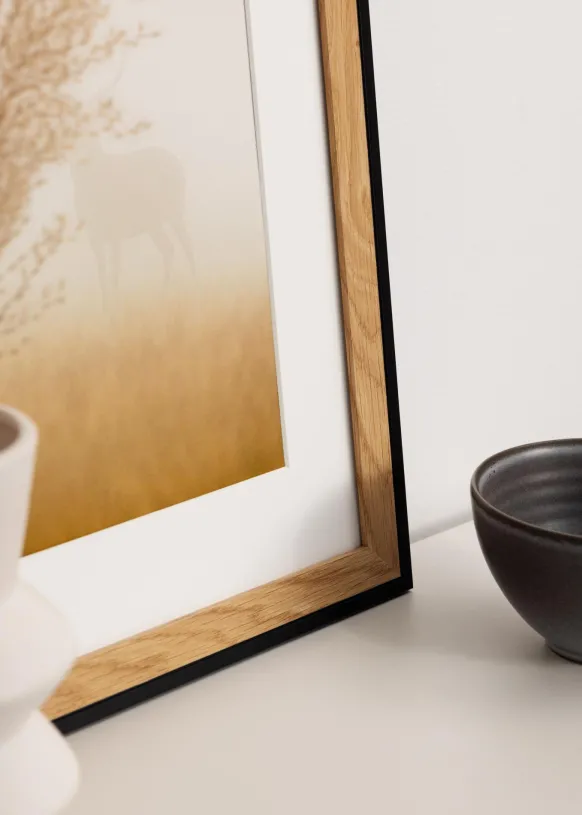Ram Iris Svart 70x100 cm