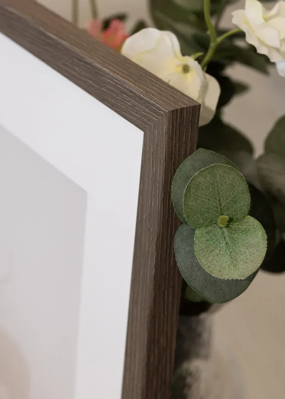 Ram Lofsdalen Dark Cream 40x60 cm