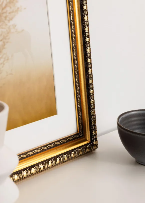 Ram Ornato Guld 30x45 cm