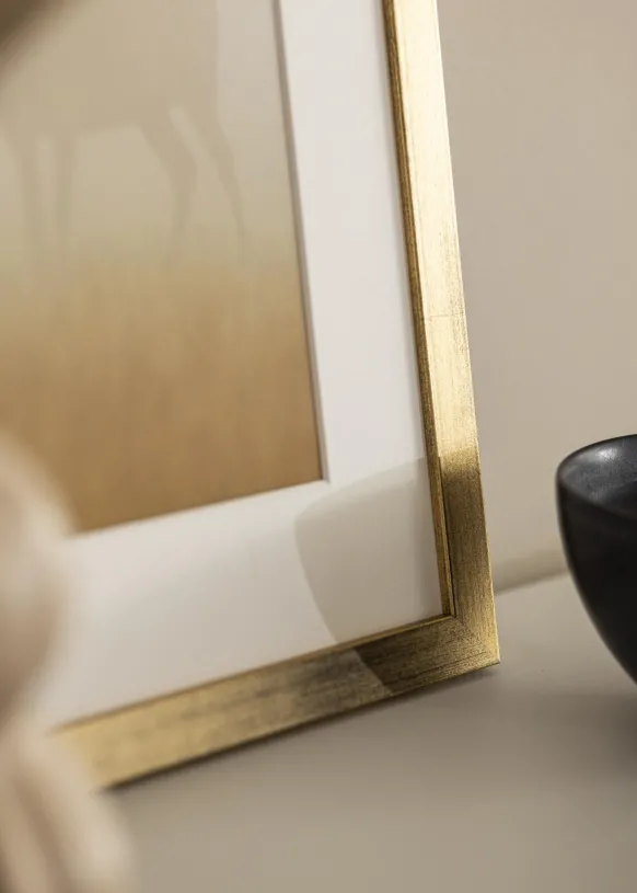 Ram Stilren Guld 70x100 cm - Passepartout Vit 61x91,5 cm