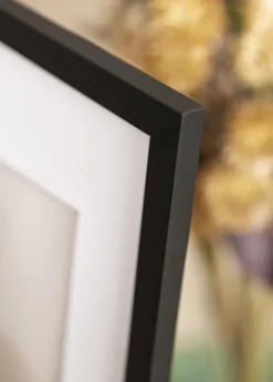 Ram Stilren Svart 65x80 cm