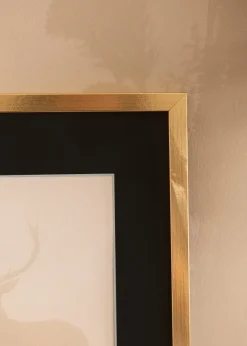 Ram Trendy Guld 40x40 cm - Passepartout Svart 30x30 cm